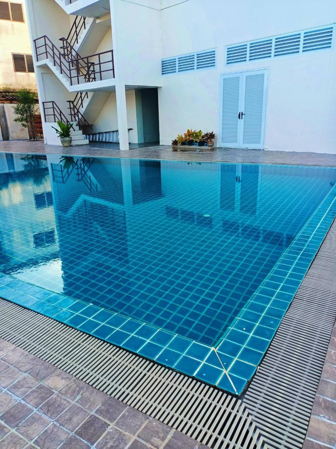 Mayflower Grande Suite Hotel Phitsanulok Extérieur photo